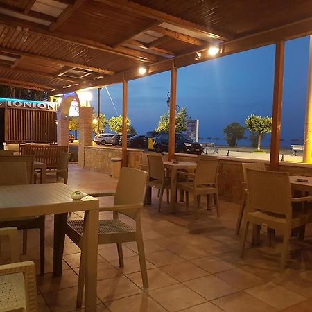 Hotel Ionion Kastro-Kyllini Екстер'єр фото