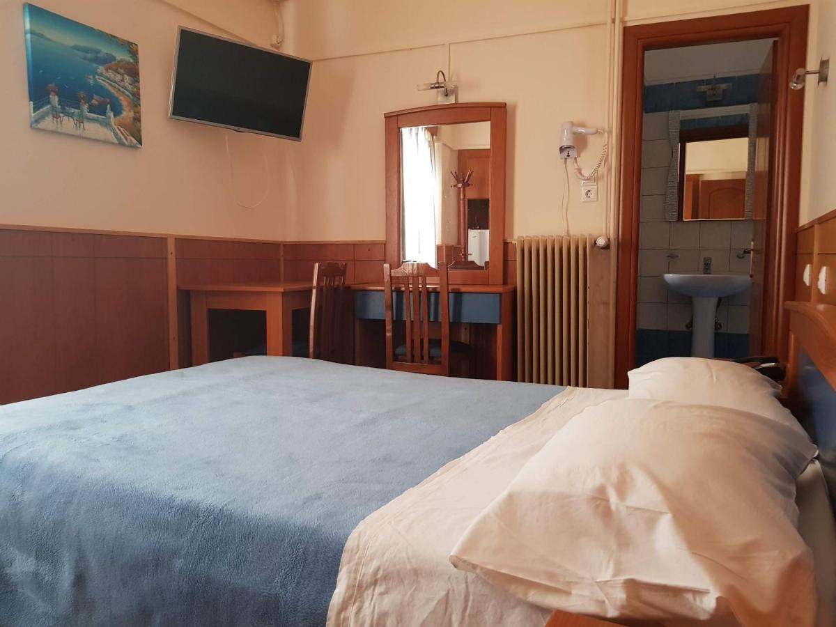 Hotel Ionion Kastro-Kyllini Екстер'єр фото